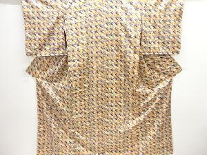 未使用品　変わり青海波に花模様小紋着物